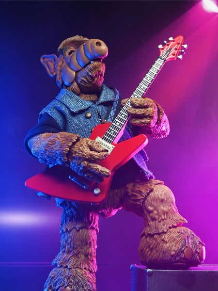 ALF – ULTIMATE BORN TO ROCK ALF 7″ SCALE ACTION FIGURE