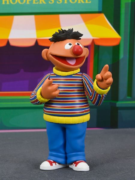 SESAME STREET – ERNIE TOONY CLASSICS – 6″ SCALE ACTION FIGURE