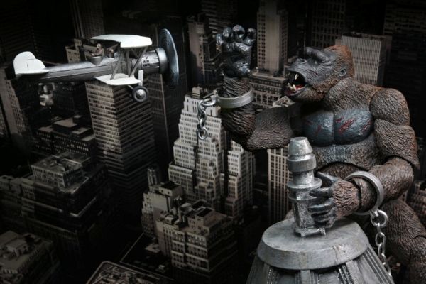 KING KONG CONCRETE JUNGLE 7″ SCALE ACTION FIGURE