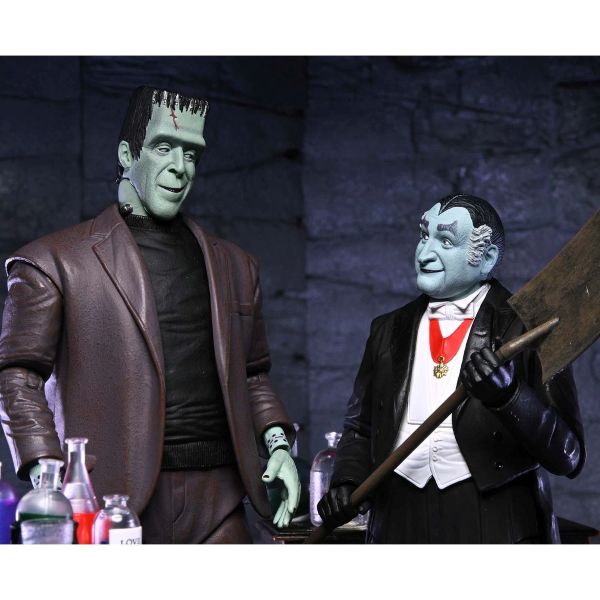 THE MUNSTERS (TV SERIES) ULTIMATE GRANDPA MUNSTER – 7″ SCALE ACTION FIGURE