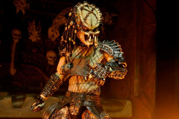 PREDATOR 2 BOAR – ULTIMATE 7′ ACTION FIGURE