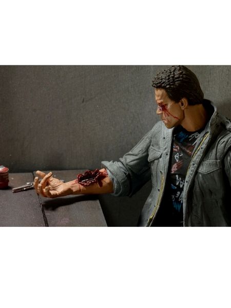 Neca-Ultimate T-800 (Tech Noir) - 7" Scale Action Figure The Terminator New