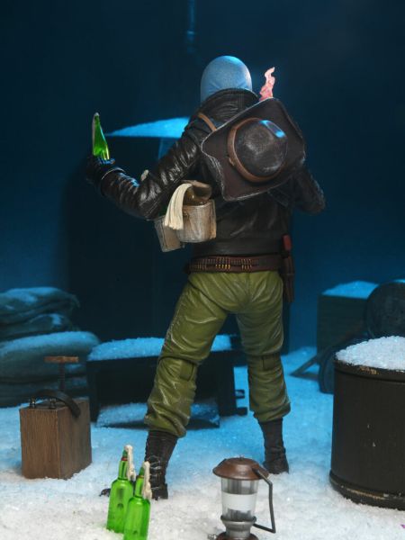 THE THING – ULTIMATE MACREADY V3 (LAST STAND) 7″ ACTION FIGURE