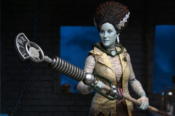 TMNT & UNIVERSAL MONSTERS APRIL AS BRIDE – 7″ ACTION FIGURE