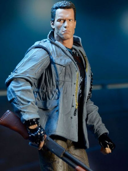 Neca-Ultimate T-800 (Tech Noir) - 7" Scale Action Figure The Terminator New